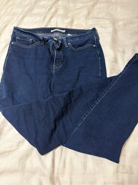 Signature by Levi Strauss Dark Indigo Skinny Jeans